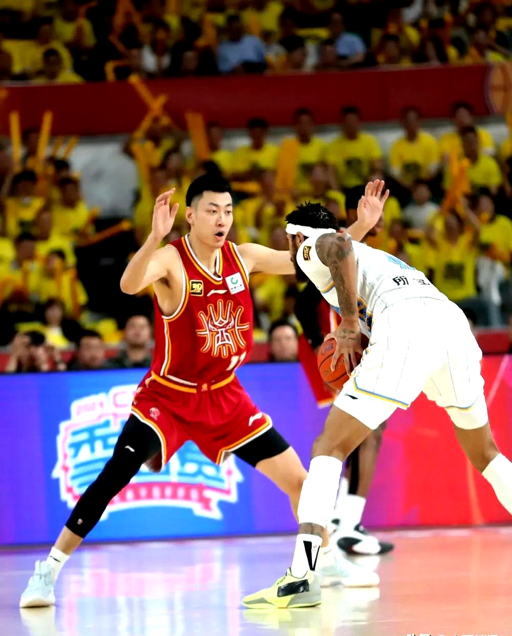 开云体育清晨山东男篮备战法甲，遗憾出局细节曝光，信心回归，球探报告显示潜力的简单介绍